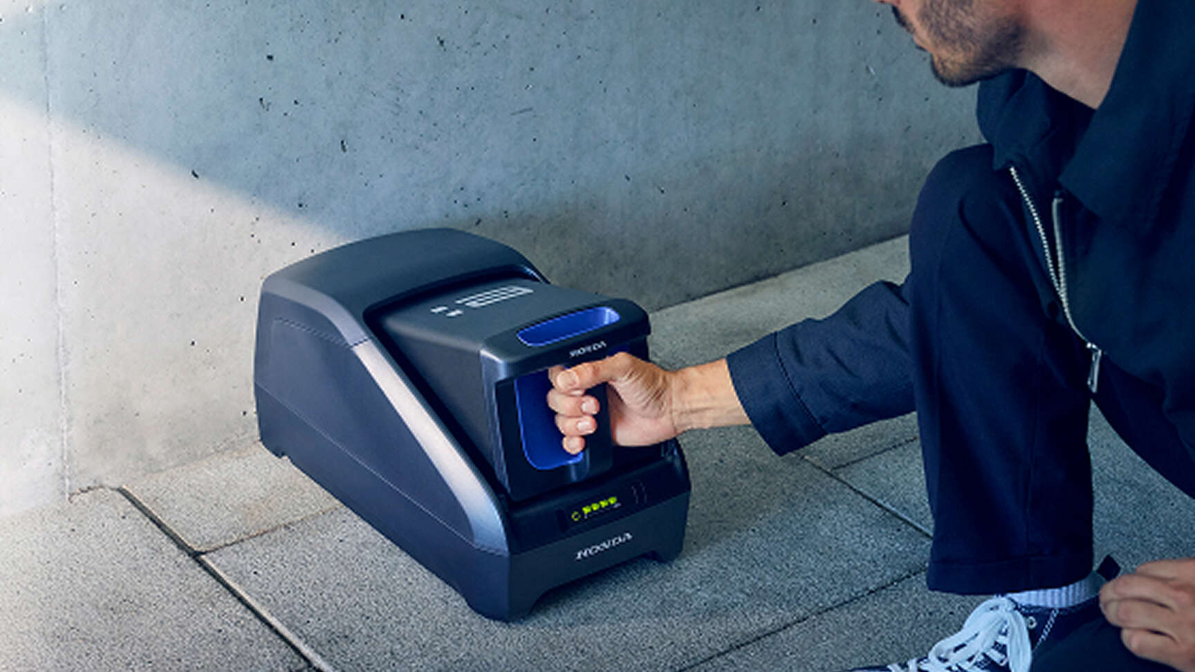 Cserélhető akkumulátor