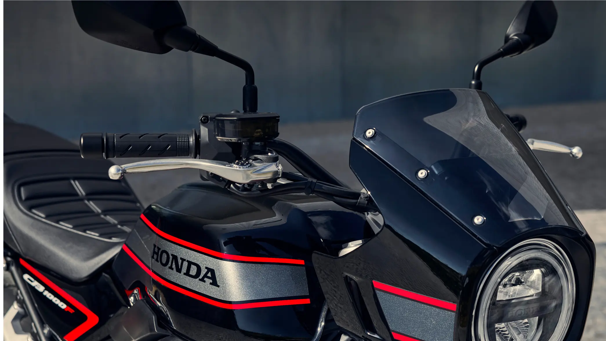 Elektronikus gázmarkolat